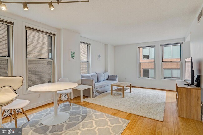 Building Photo - 915 E Street NW Unit 1001