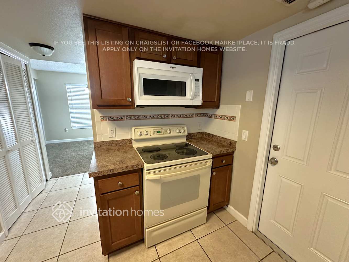 Building Photo - 1270 Navarre Dr