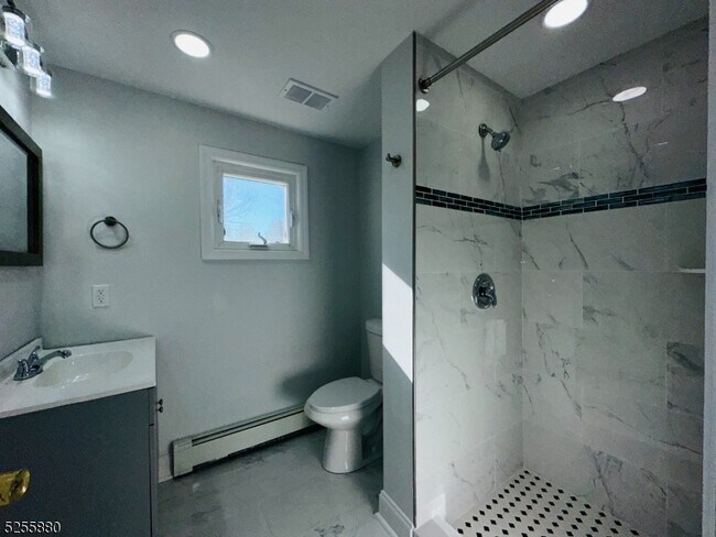 Building Photo - 79 Hawkins Ave