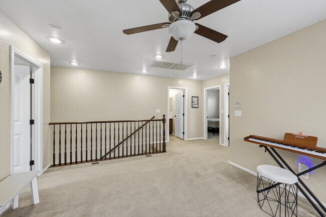 Building Photo - 10847 Iona Island Ave