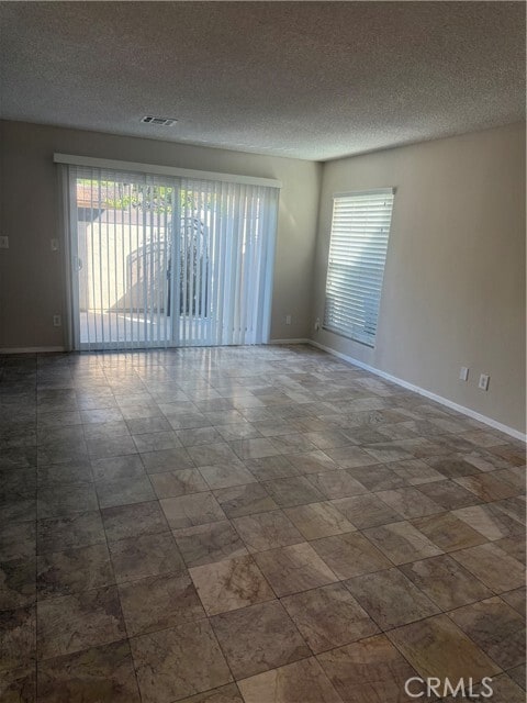 Building Photo - 1103 Calle Malaga