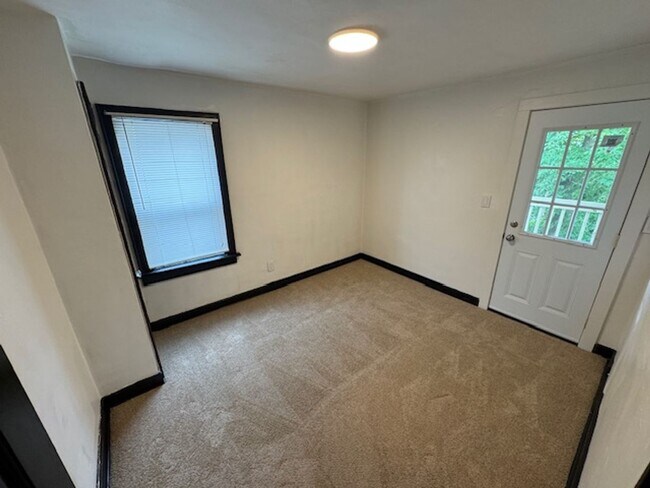 Building Photo - Trail St 223-225 W