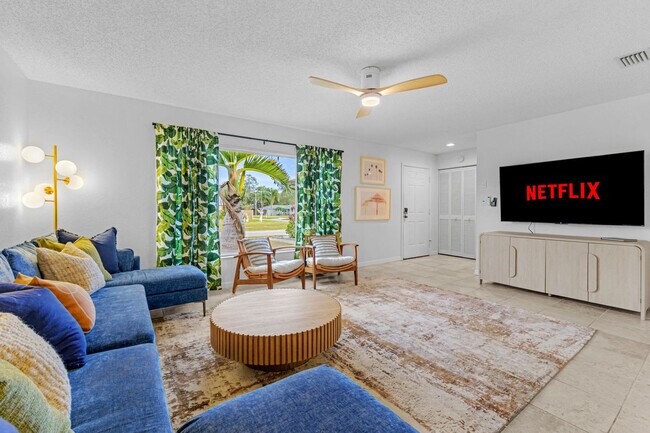 Building Photo - 11312 112th St N