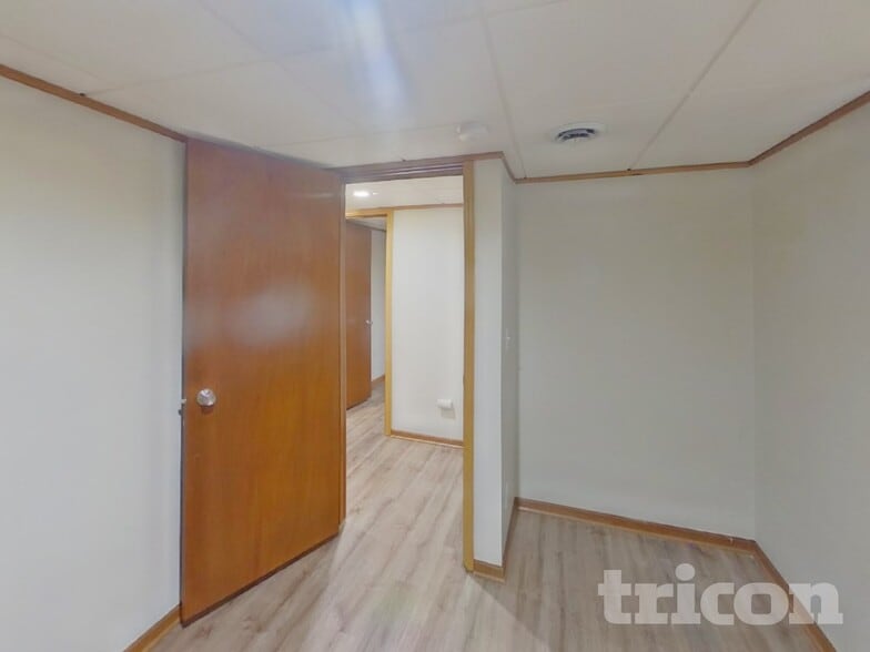 Building Photo - 1000 Concordia Ave