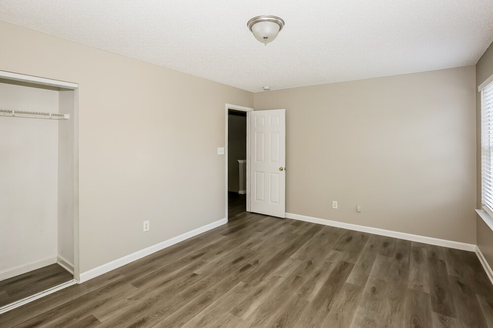 Building Photo - 10324 Wakerobin Ln