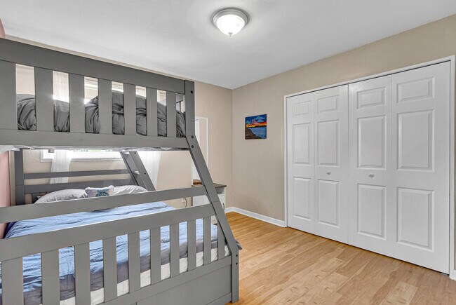 Building Photo - 897 Imperial Dr