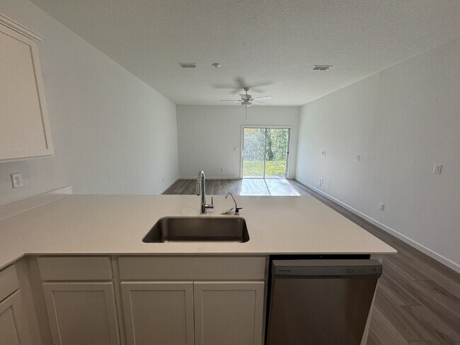 Building Photo - Holly Cove New Construction!!