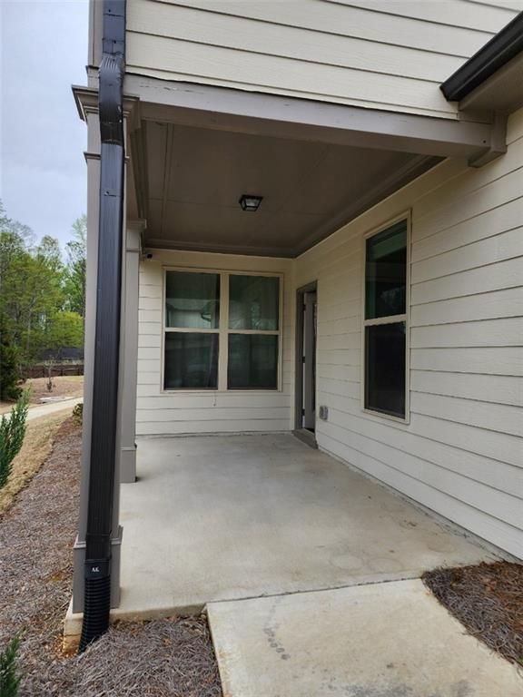 Building Photo - 5553 Shallow Branch Dr