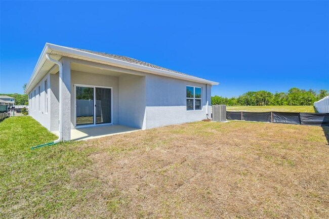 Building Photo - 11896 Thorncrest Dr