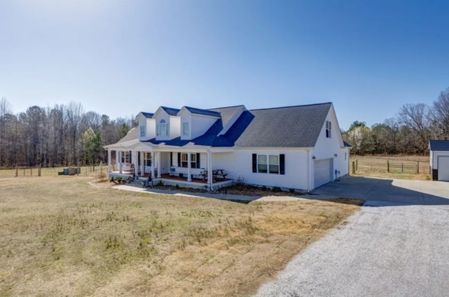 Building Photo - 620 George Sutherland Rd