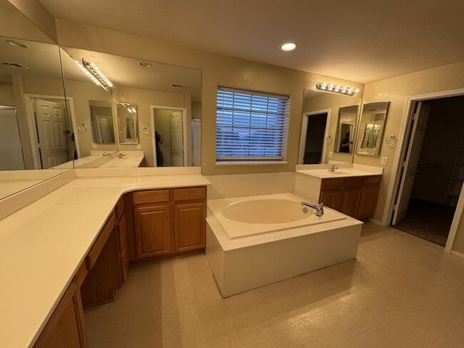 Building Photo - Laveen 5 Bedroom in Gated Community