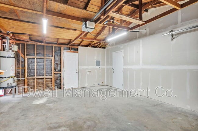 Building Photo - 1243 Purdy St
