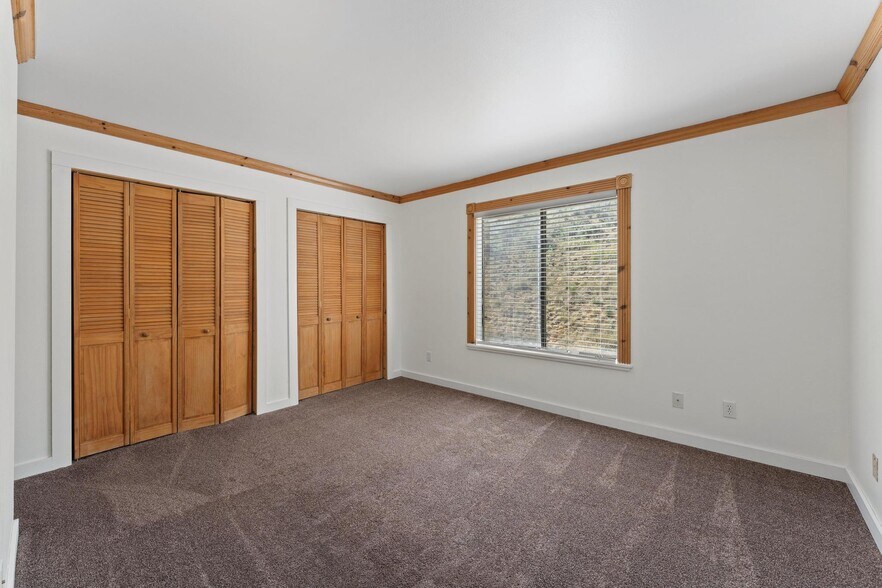 Building Photo - 1650 Upper Ironhorse Loop