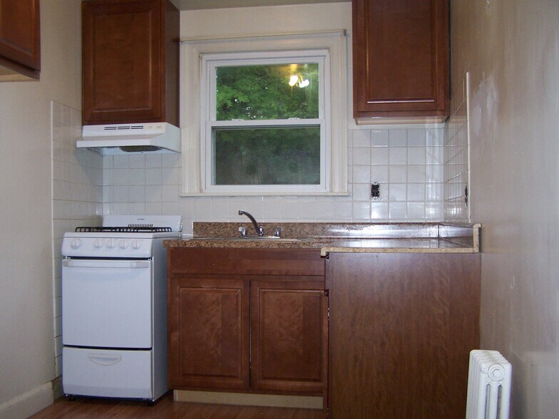 Building Photo - 45 Nathan Rd