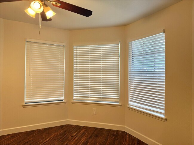 Building Photo - 13318 Ascot Glen Ln