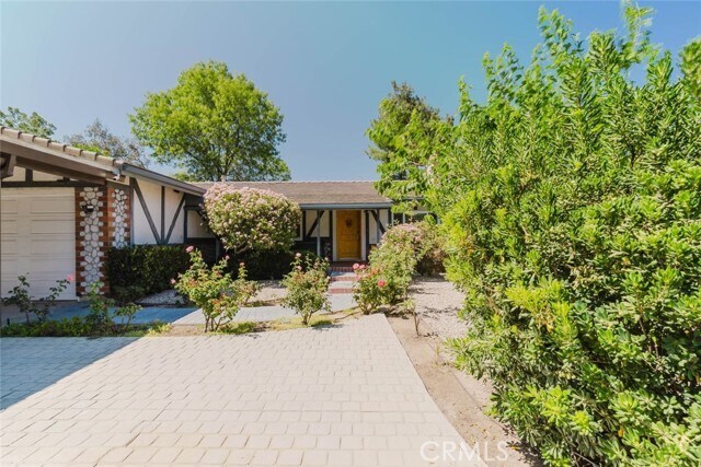 Building Photo - 7305 Verdugo Crestline Dr