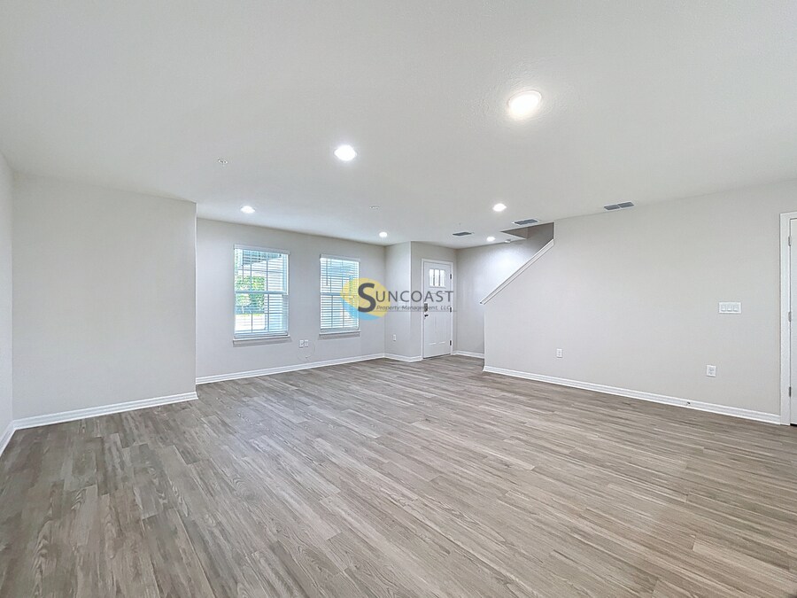 Building Photo - 3821 SW 43rd Ct