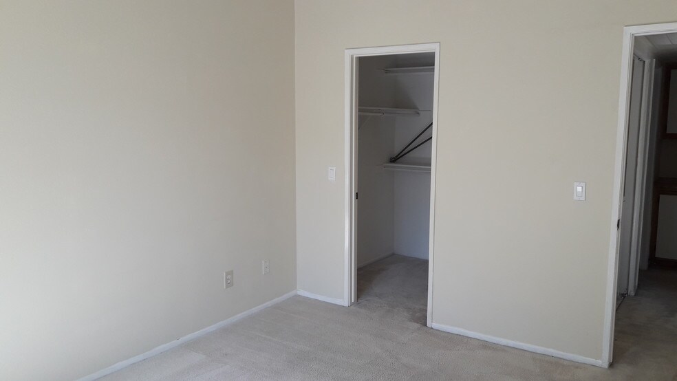 with large walk in closet - 3500 S Greenville St