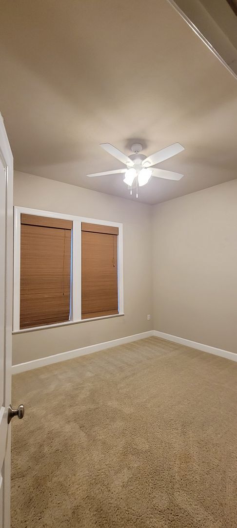 Building Photo - Beautiful 3 Bedroom/2 Bath home in Madera