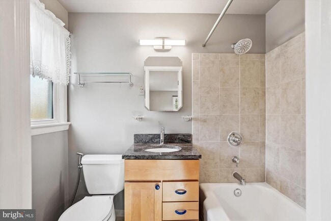 Building Photo - 6154 Beachway Dr