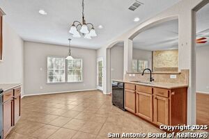 Building Photo - 9211 Rainbow Creek