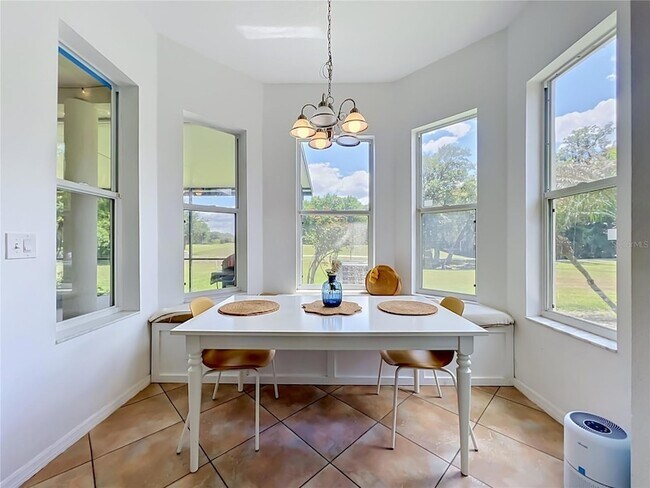 Building Photo - 2125 Emerald Green Cir