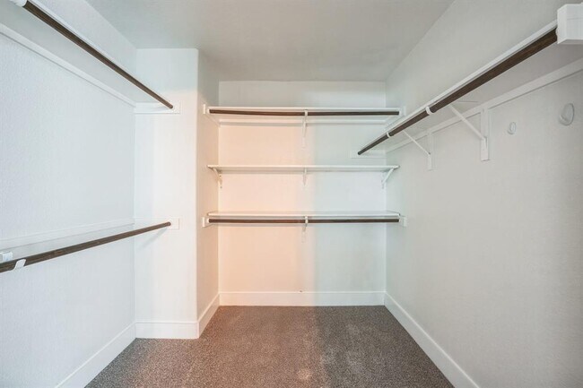 Building Photo - 7408 Brynner St