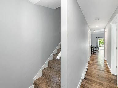 Building Photo - 76 Davis Rd