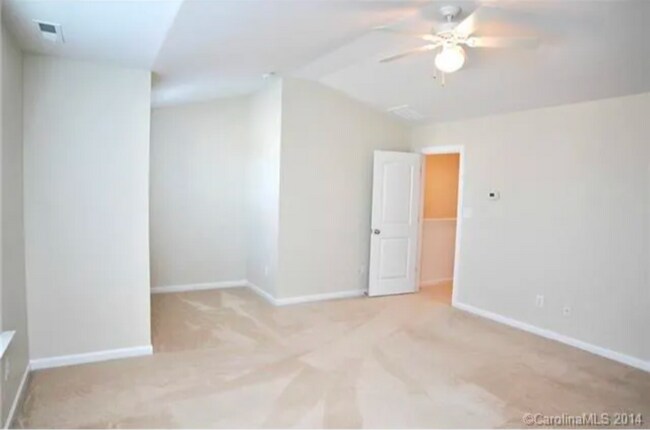 Building Photo - 5699 Stafford Rd