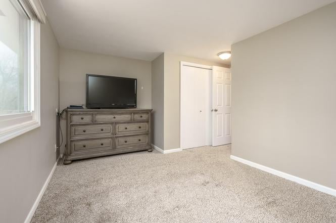 Building Photo - 2113 Paddington Rd