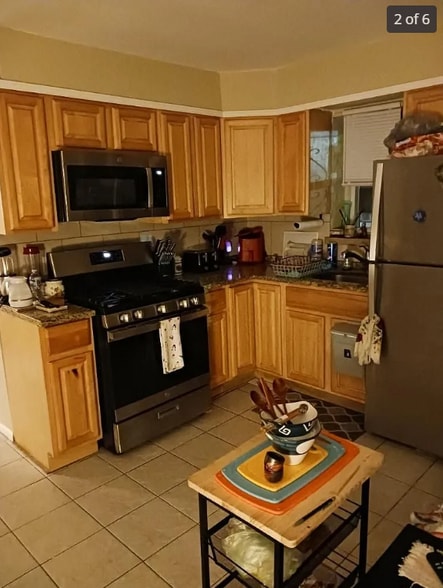 Building Photo - 1920 S 67th St