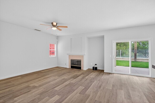 Building Photo - Most Desireable Neighborhood in Temecula  Eastridge by Redhawk