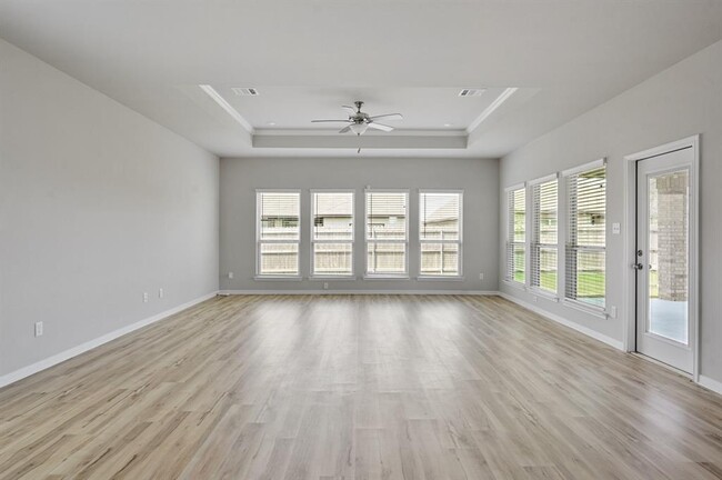 Building Photo - 6306 Daytona Dr