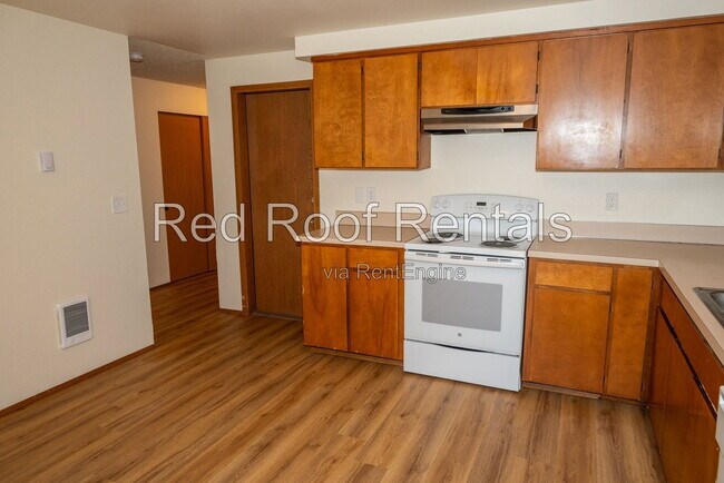 Building Photo - 13209 7th Ave Ct E