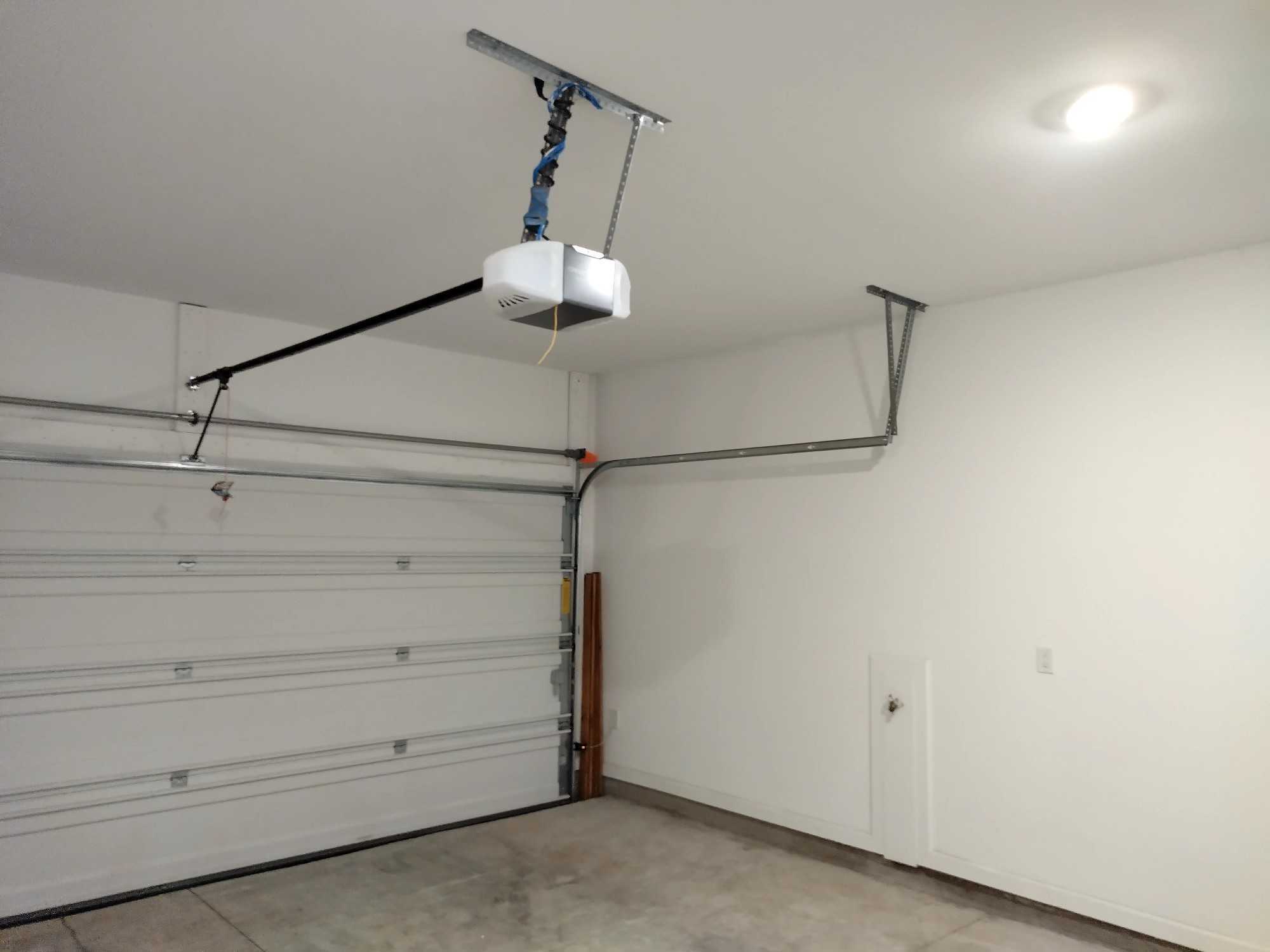 Building Photo - 1111 Lossie Ln