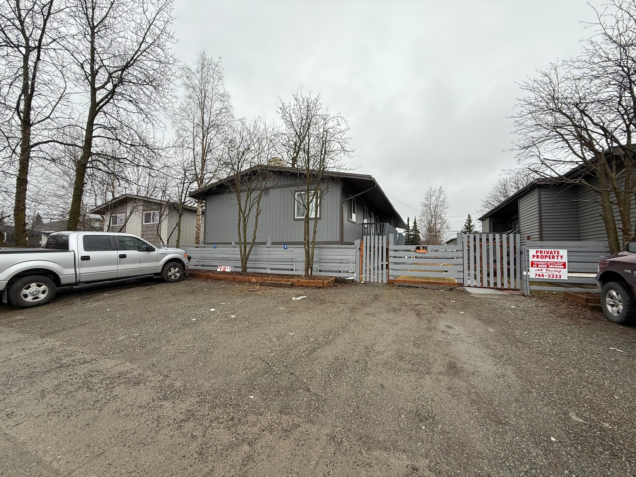 Building Photo - 1032 E 12th Ave