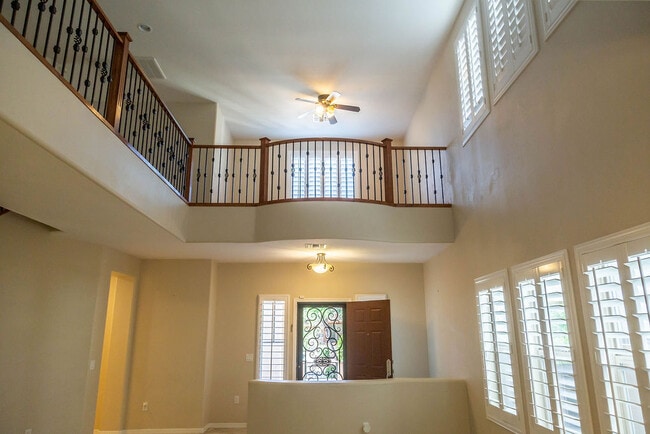 Building Photo - 1252 W Vinovo Pass