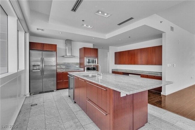 Building Photo - 4471 Dean Martin Dr