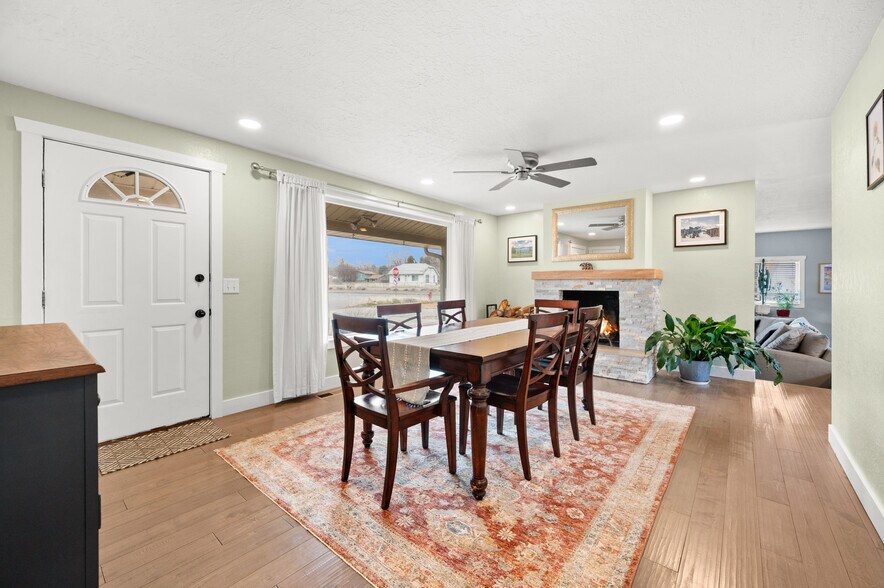 Building Photo - 8916 S 1240 E