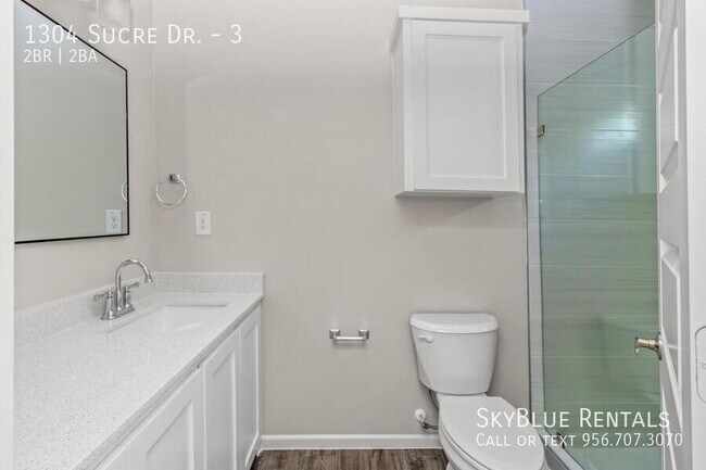 Building Photo - 1304 W Sucre Dr