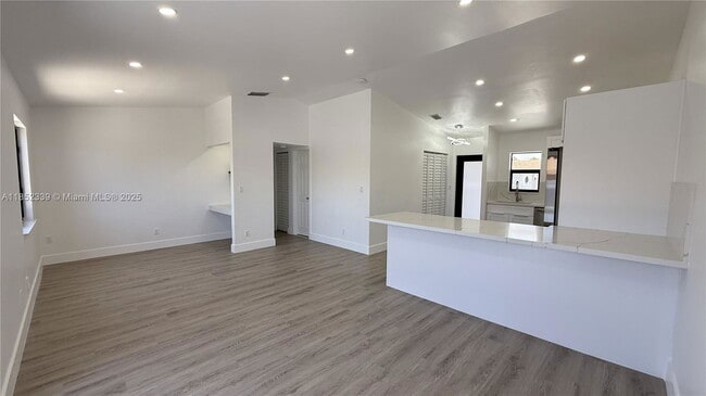 Building Photo - 20877 Snapper Pl
