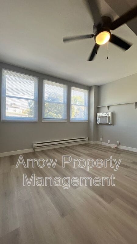 Building Photo - 1645 E Street