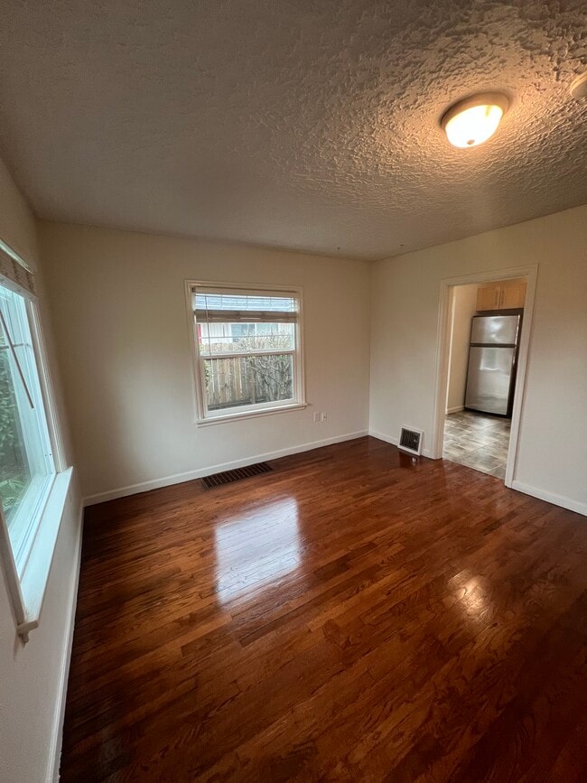 Building Photo - 2715 O St