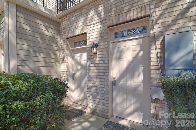 Building Photo - 11058 Cedar Walk Lane