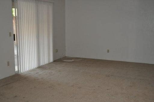Building Photo - Spacious 3-Bedroom Duplex in Spring Valley