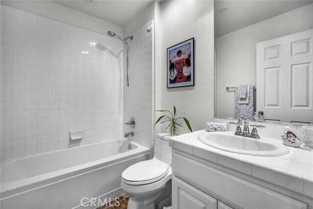 Building Photo - 154 Via Katrina