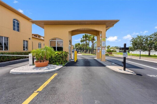 Building Photo - 4302 Bayside Village Dr