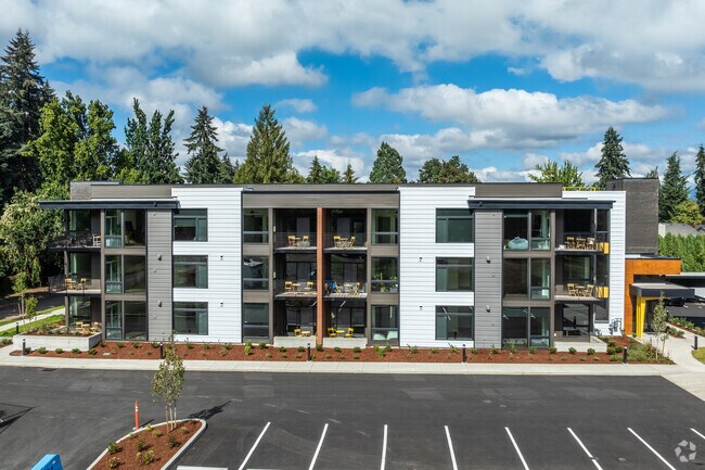 Alternate - The Fairway Luxury Apartments