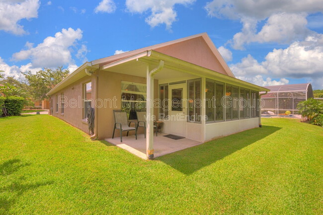 Building Photo - 1439 Sunningdale Way