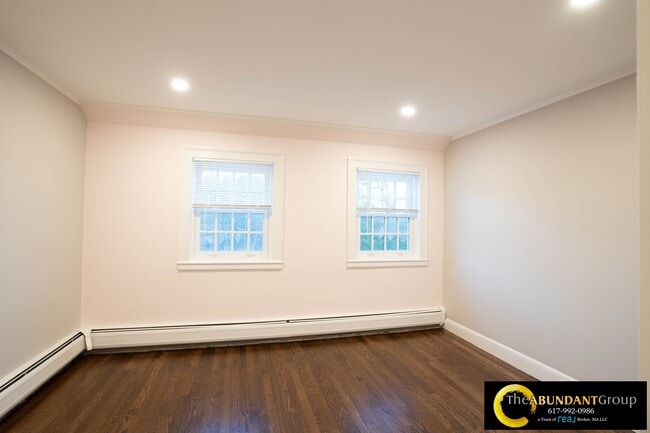 Building Photo - 40 Puddingstone Ln